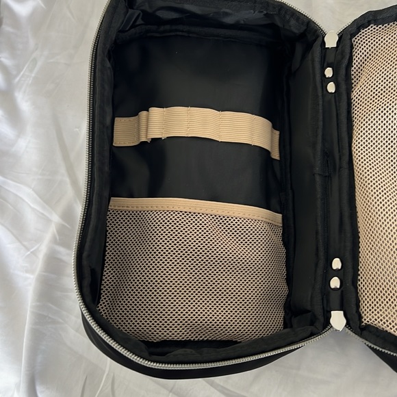 Nudestix Makeup Travel Cosmetic Case - Picture 6 of 8